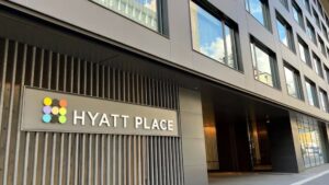 Hyatt Place Kyotoのエントランスと外観