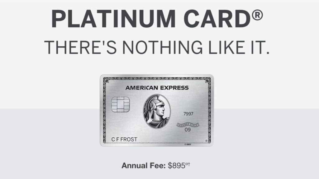 アメリカン・エキスプレス・プラチナカードのプロモーション画像。中央に金属製カード、上部に「PLATINUM CARD®」と「THERE'S NOTHING LIKE IT.」のキャッチコピー、下部に年会費$895の表記。
